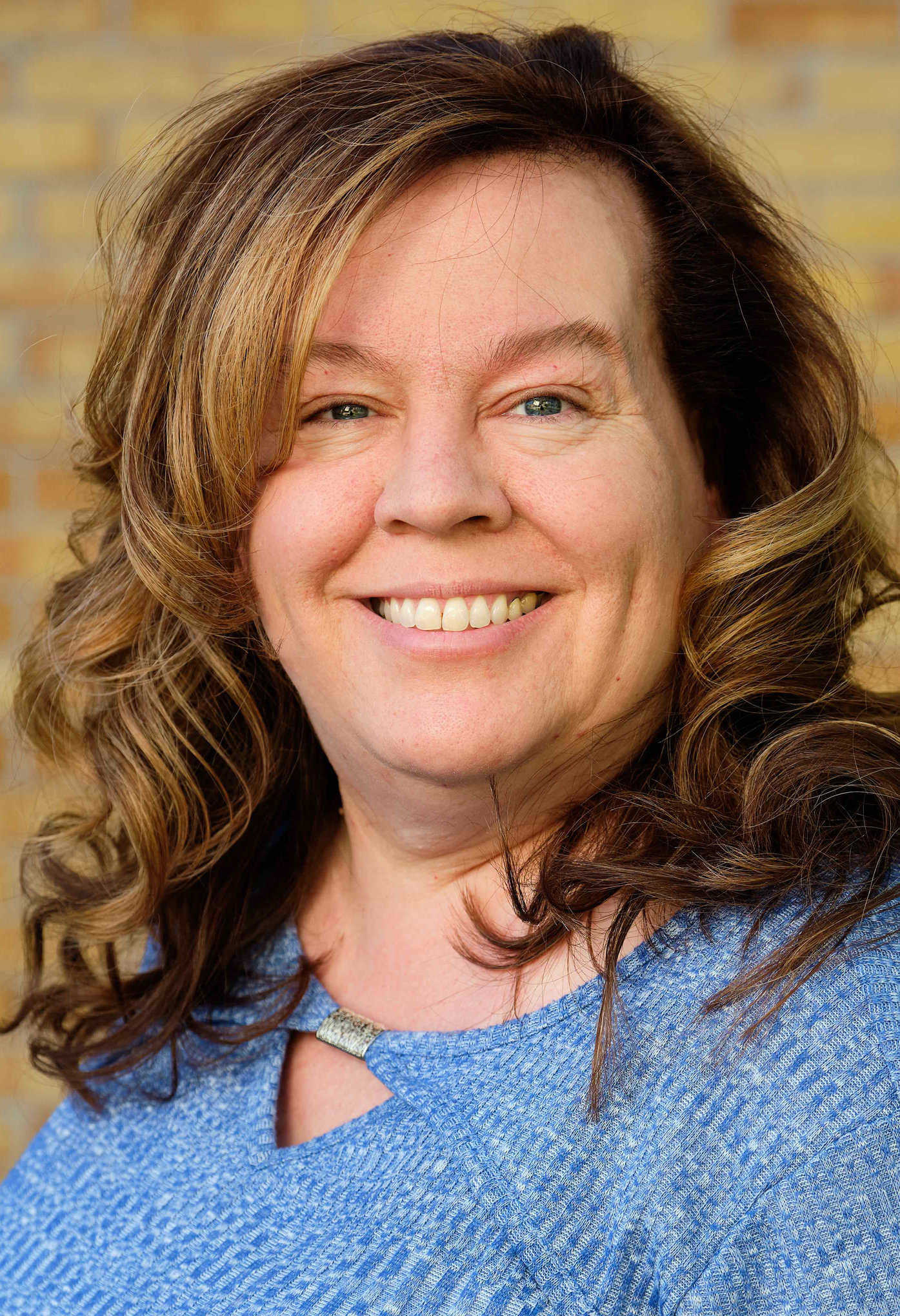 Lynett Henderson Metzger headshot